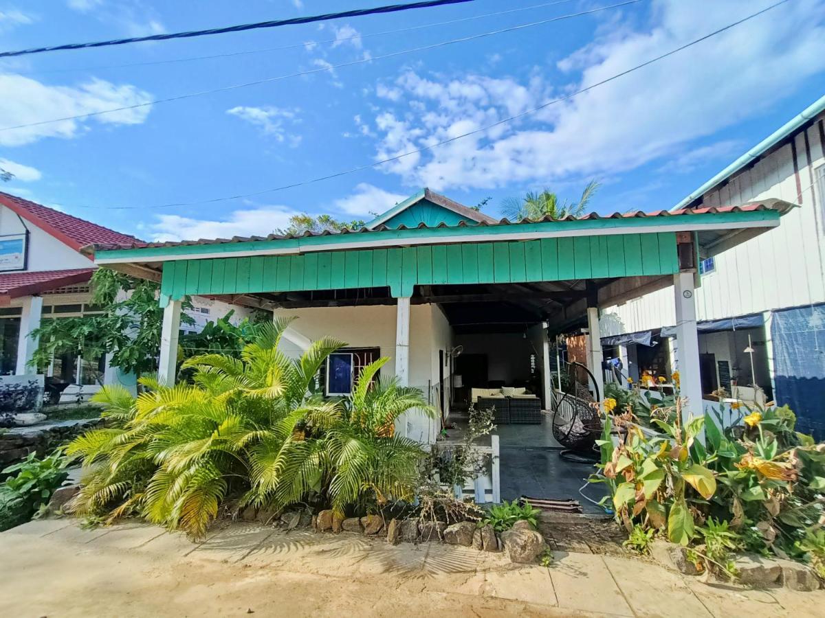 Sam'S Guesthouse M'Pai Bay Koh Rong Sanloem Zewnętrze zdjęcie