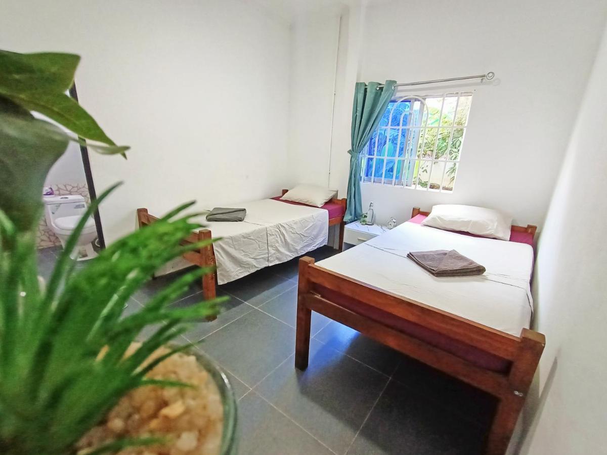Sam'S Guesthouse M'Pai Bay Koh Rong Sanloem Zewnętrze zdjęcie